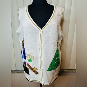 Christmas Sweater Vest Creamy Off-White Applique Tree Presents Size Large